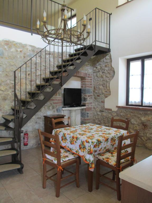 Agriturismo Il Felciaione ماسا ماريتيما الغرفة الصورة