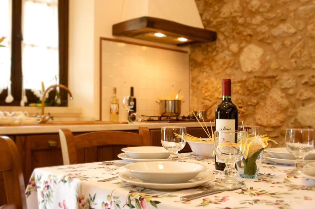 Agriturismo Il Felciaione ماسا ماريتيما الغرفة الصورة
